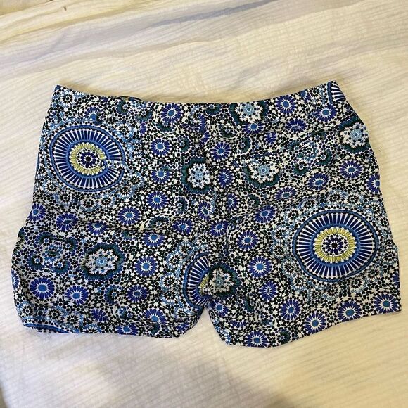 Banana Republic Floral Ikat Shorts Rayon Linen Blend Summer Size 8 medium - Picture 3 of 7